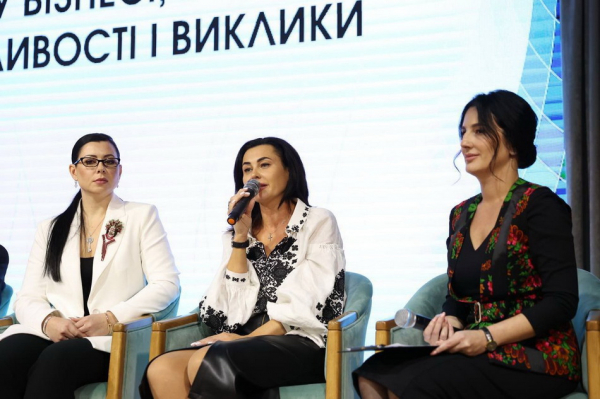 «Жіноча сила на шляху до перемоги» - форум у Вінниці зібрав представниць всіх сфер діяльності
