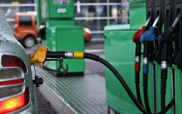 У мережах АЗС продовжує дешевшати бензин та дизпаливо