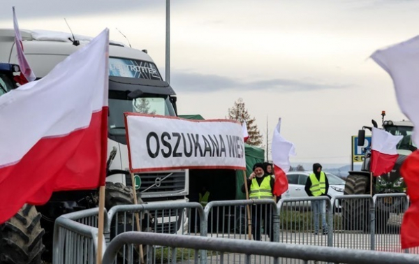 Польські фермери знов заблокують кордон з Україною 4 січня