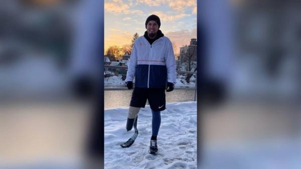 Розвідник з Вінниччини, який втратив ногу на війні показав, як готується до марафону в Токіо