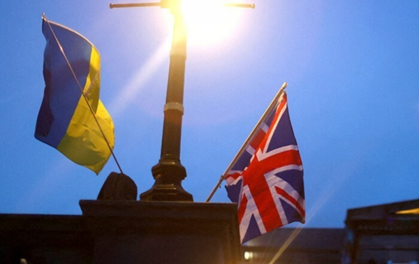 Британія інвестує $25 млн, щоб розблокувати український експорт і імпорт