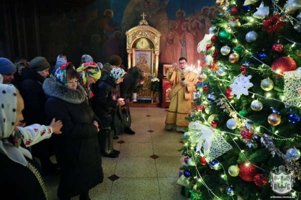 У Вінниці в перший день нового року помолились за українських воїнів та Перемогу