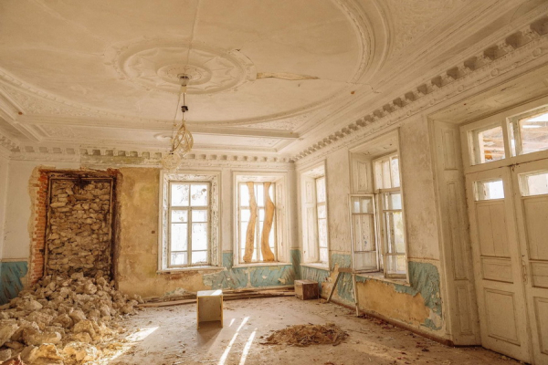 Забутий палац цукрових магнатів на Вінниччині «повертатимуть до життя»
