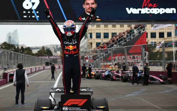 Нагороду Гран-прі Азербайджану дістав Макс Ферстаппен