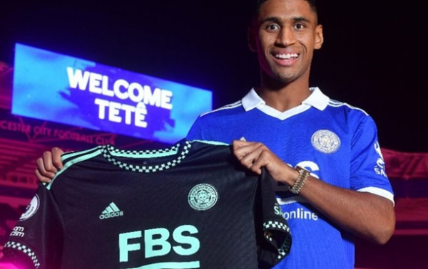 Вінгер Шахтаря офіційно змінив Ліон на Лестер