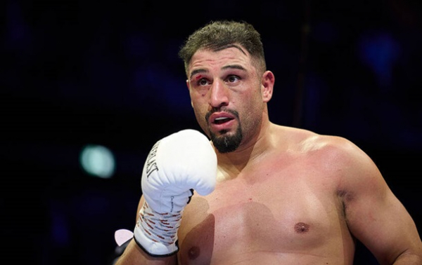 Кабаєл виступає проти протистояння з Ф’юрі, але готовий дати бій Усику