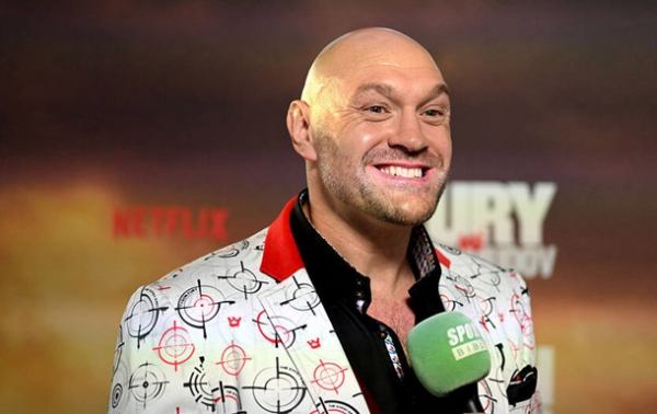 Ф’юрі стримано оцінив шанси на бій з Джошуа